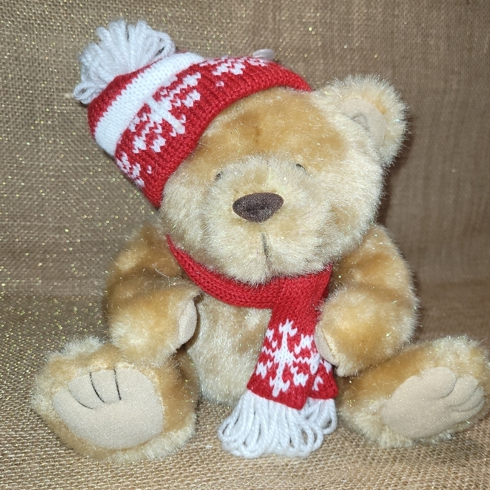 American Greetings Christmas Plush Bear Winter Hat & Scarf Magnetic Card Holder